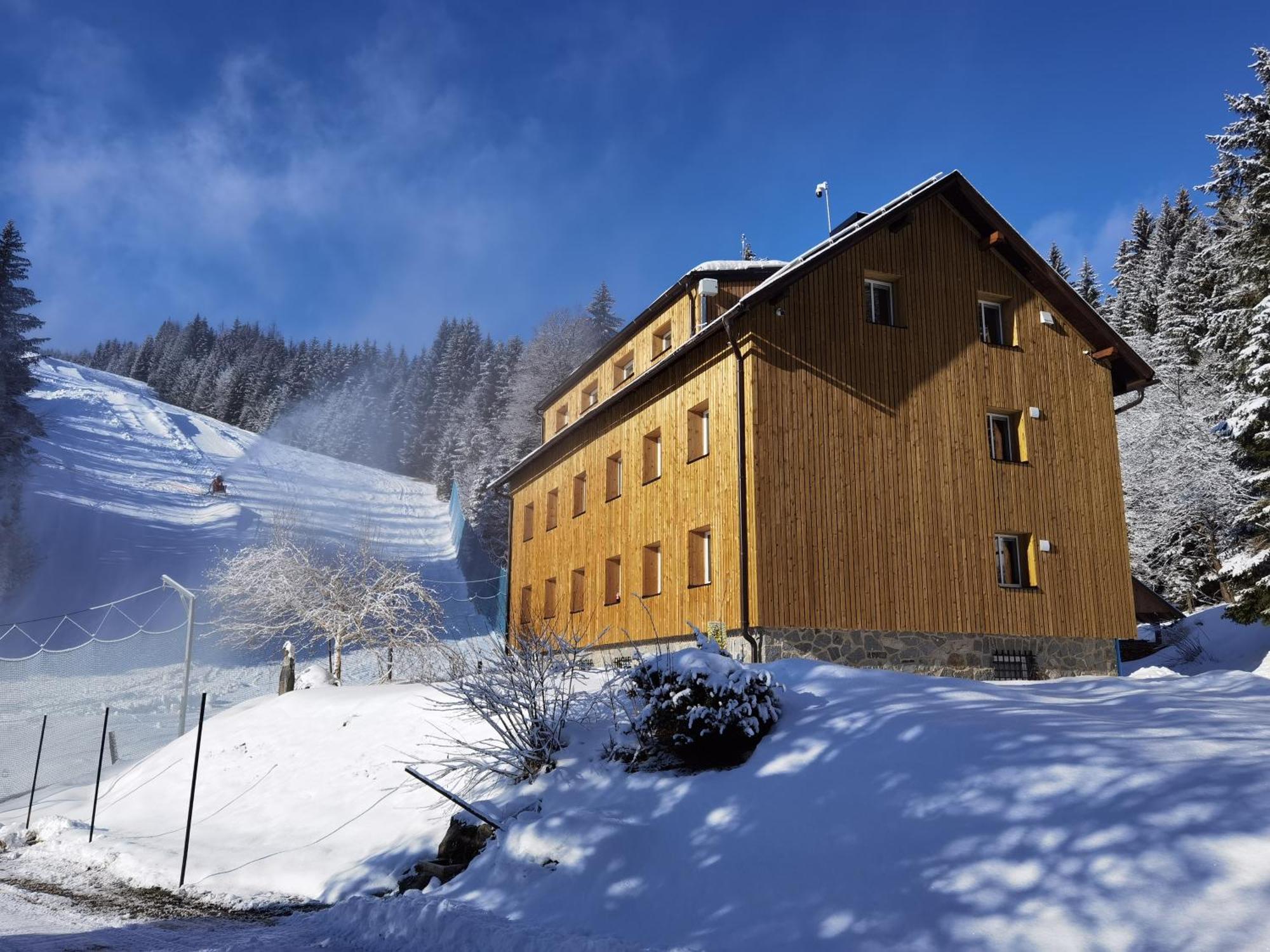 Apartments Rogla Jurgovo - Ski In Ski Out Lukanja Zewnętrze zdjęcie