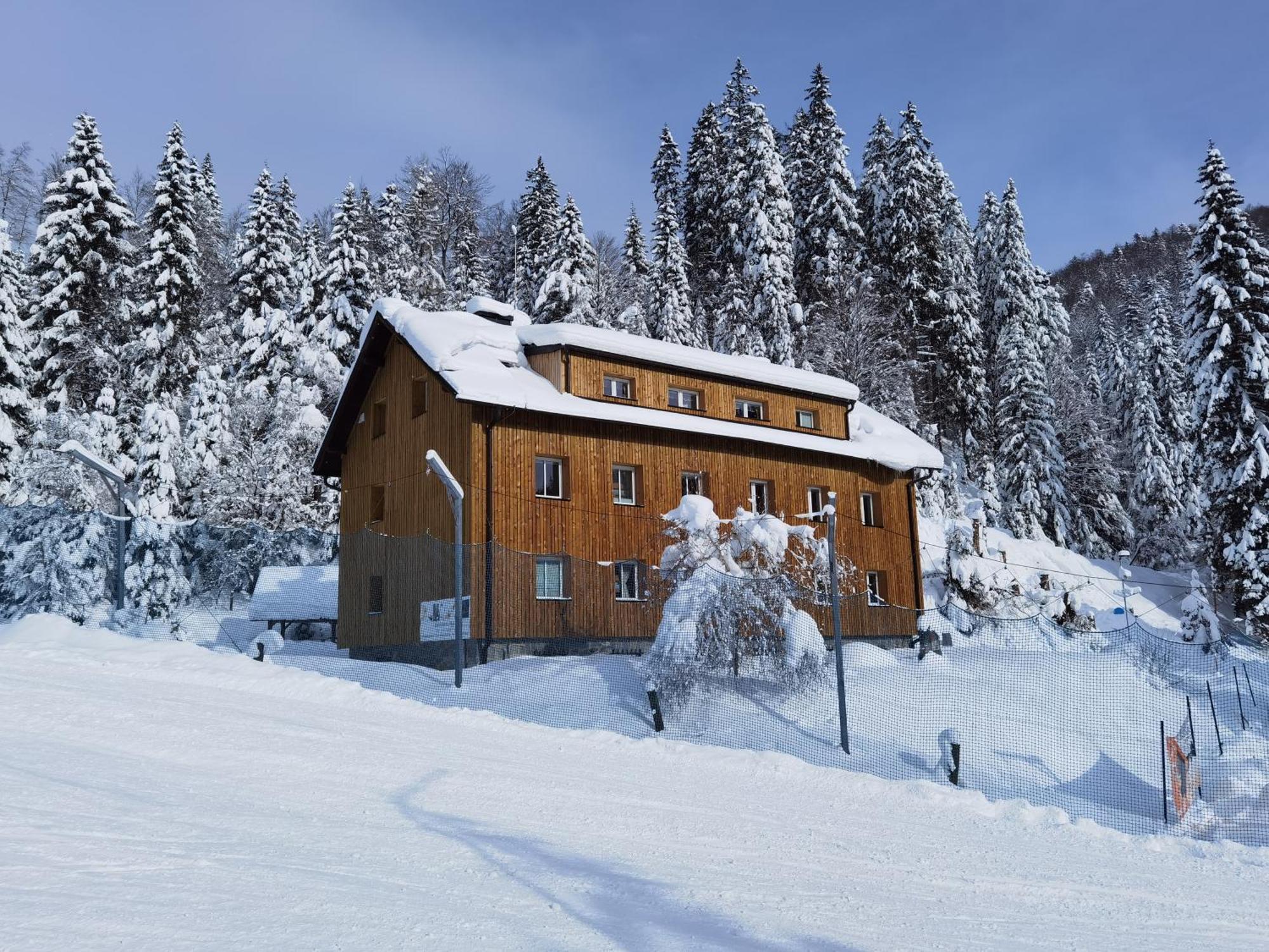 Apartments Rogla Jurgovo - Ski In Ski Out Lukanja Zewnętrze zdjęcie